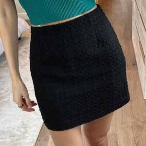 H&M black textured mini skirt